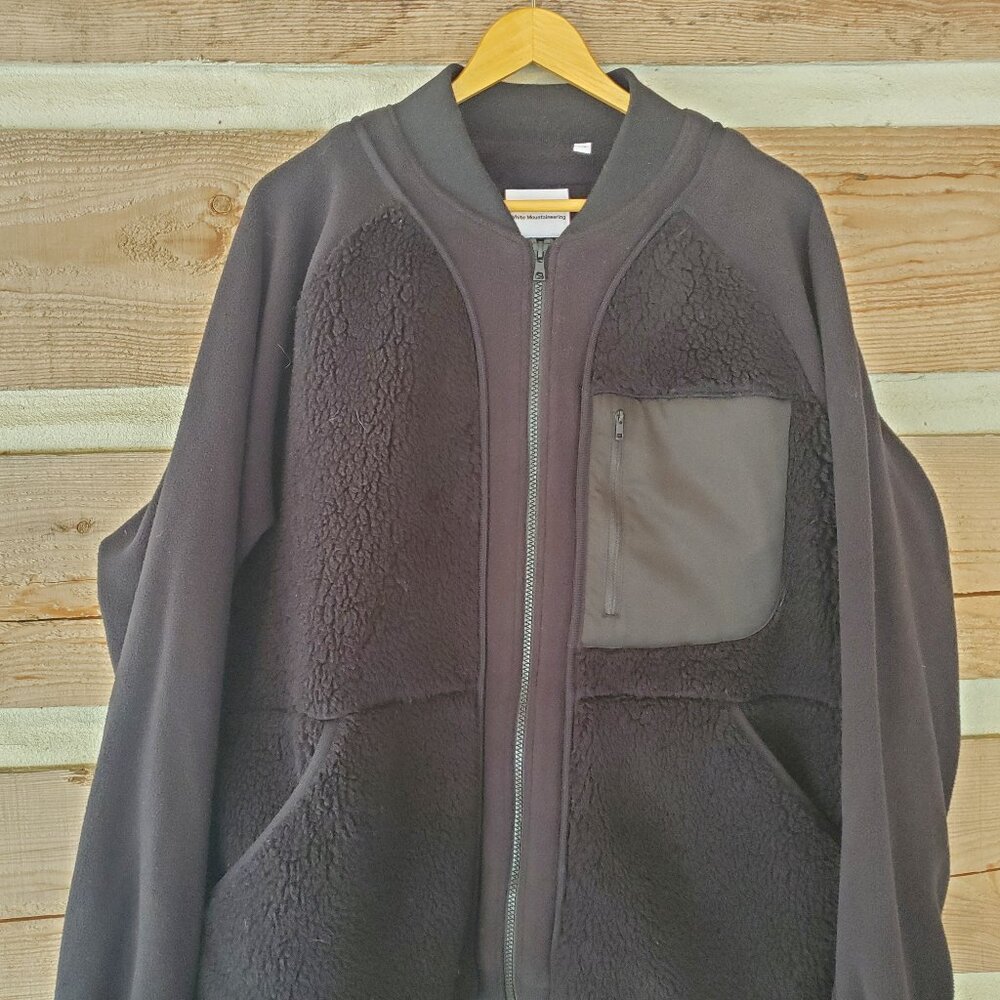 Uniqlo x White Mountaineering Fleece Black - Large